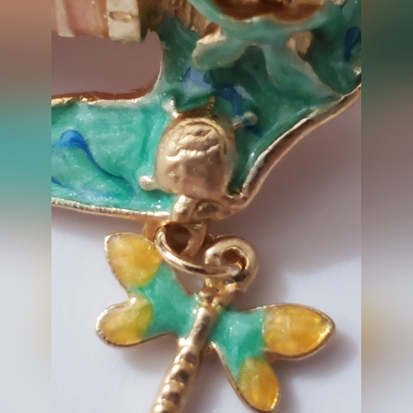 Rapunzel castle brooch princess enamel exquisite details New big fairytale gold - Picture 5 of 16